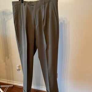 HAGGAR Black Label Men's Dark Green Dress Pants Size: 36x30